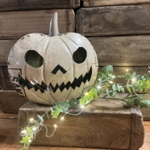 Jack ‘o Lantern Luminary White (wide)