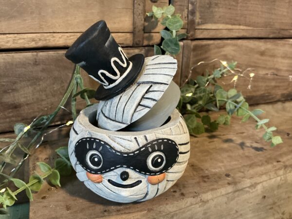 Mummy Moe Container - Image 3