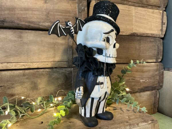 Dapper Desmond Skelly - Image 5
