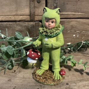 Dressed up Manny Frog