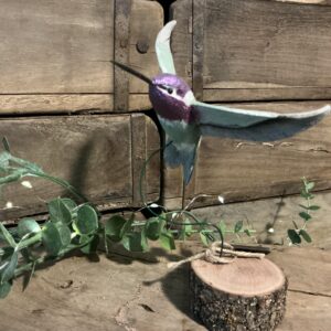Flying Hummingbird (stand 2)