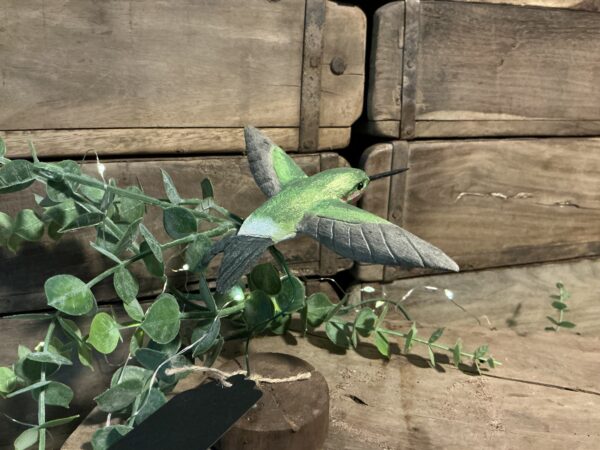 Flying Hummingbird (stand 1) - Image 3