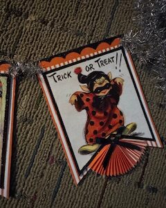 Retro Halloween Garland